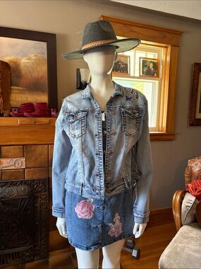 # 153  Adorable, embroidered jean jacket